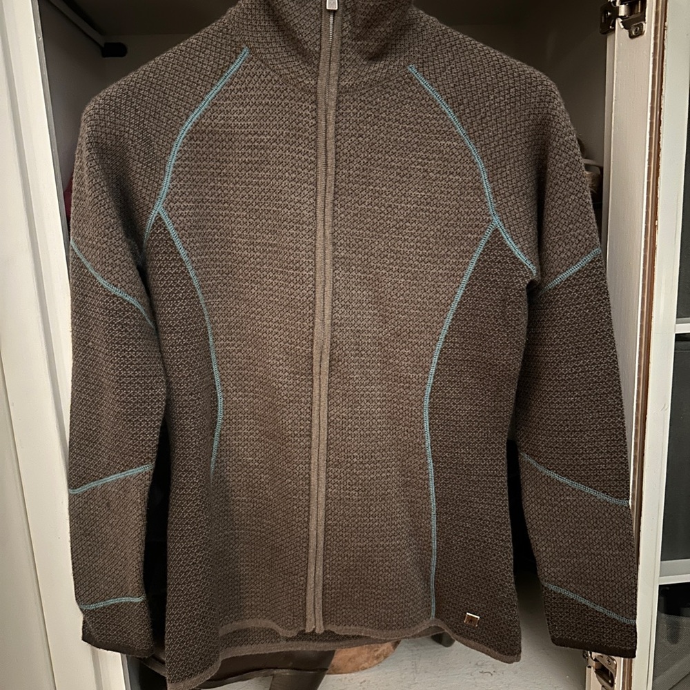 Women’s grey teal zip up athletic jacket